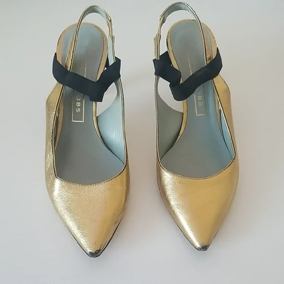 Marc Jacobs Shoes Marc Jacobs Gold And Black Heels Poshmark
